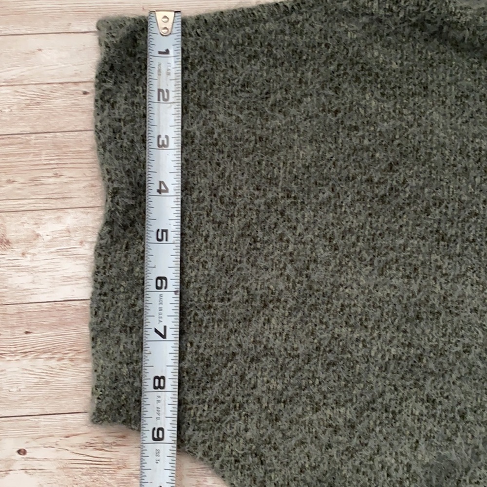 Cardigan - Picture 8 of 10
